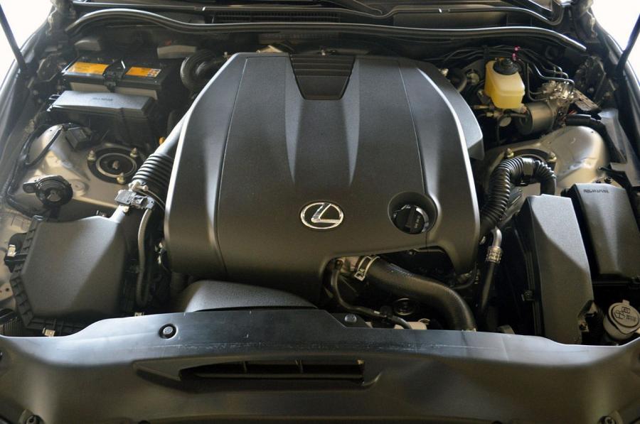  Lexus IS350 F-Sport 2014 года  (фото 131 из 140)